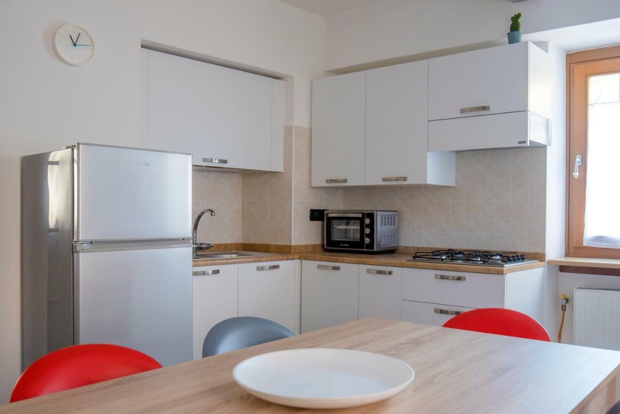 B21 Apartment